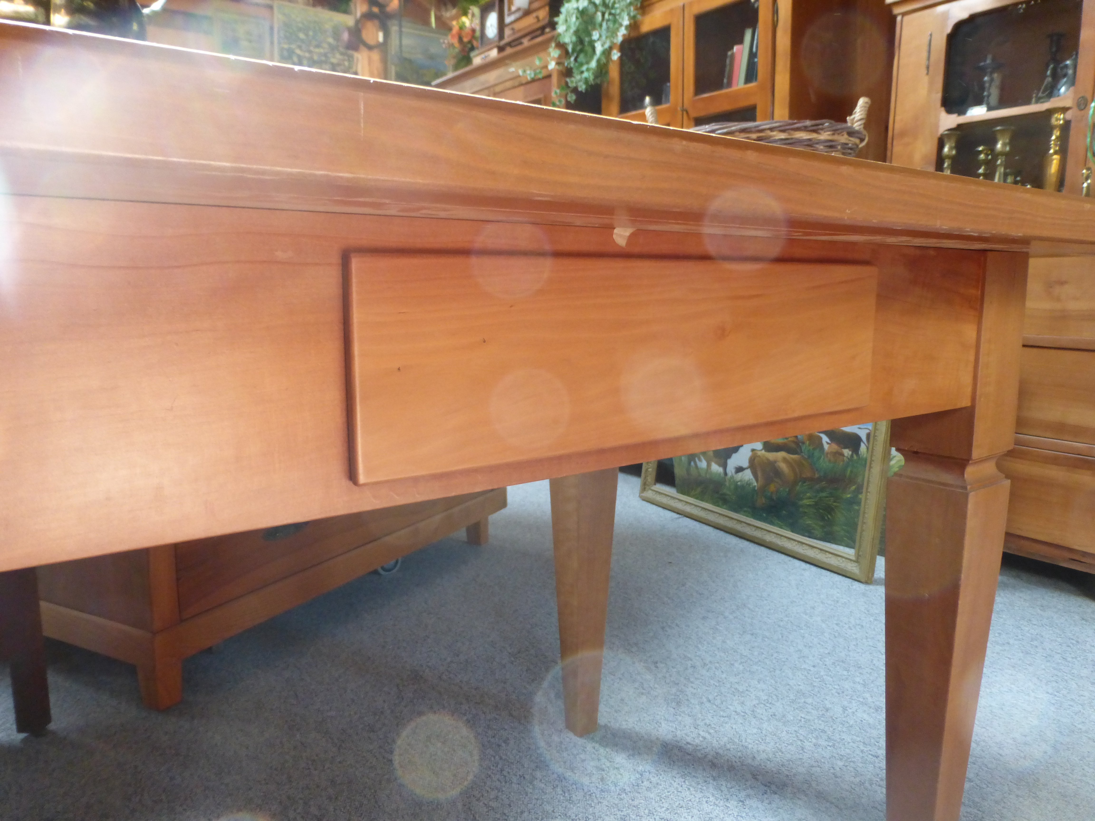 Kirschholztisch - Holzwurmsanatorium